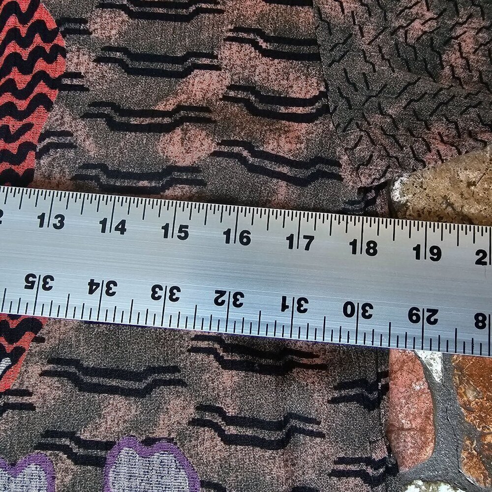 Dorothy Schoelen Platinum Rayon Tiger Print Top, Shows Some Wear, Size S, Loose - Picture 9 of 11